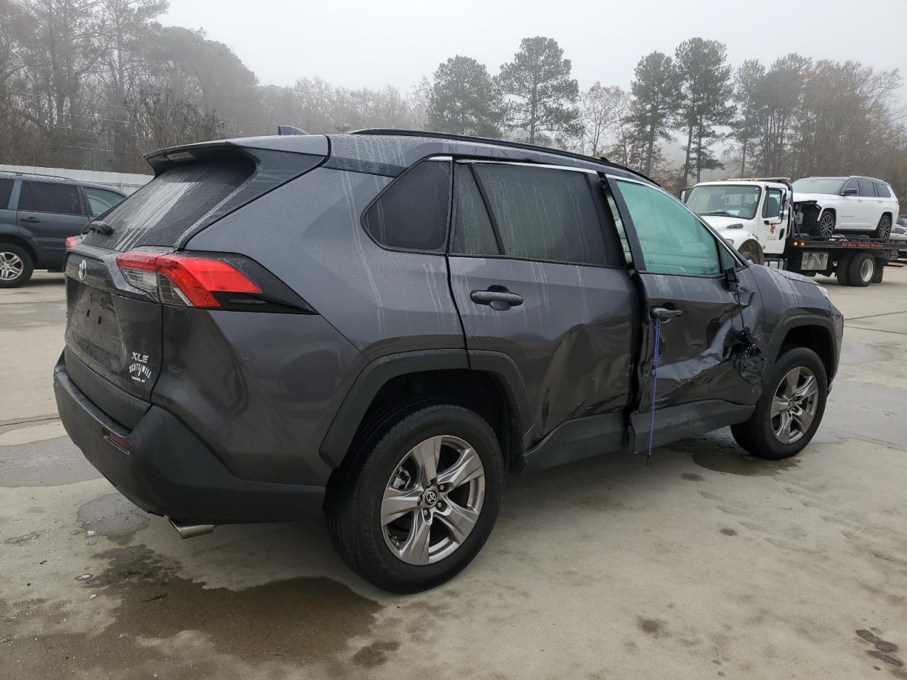 2023 TOYOTA RAV4 XLE VIN:2T3W1RFV4PC235488