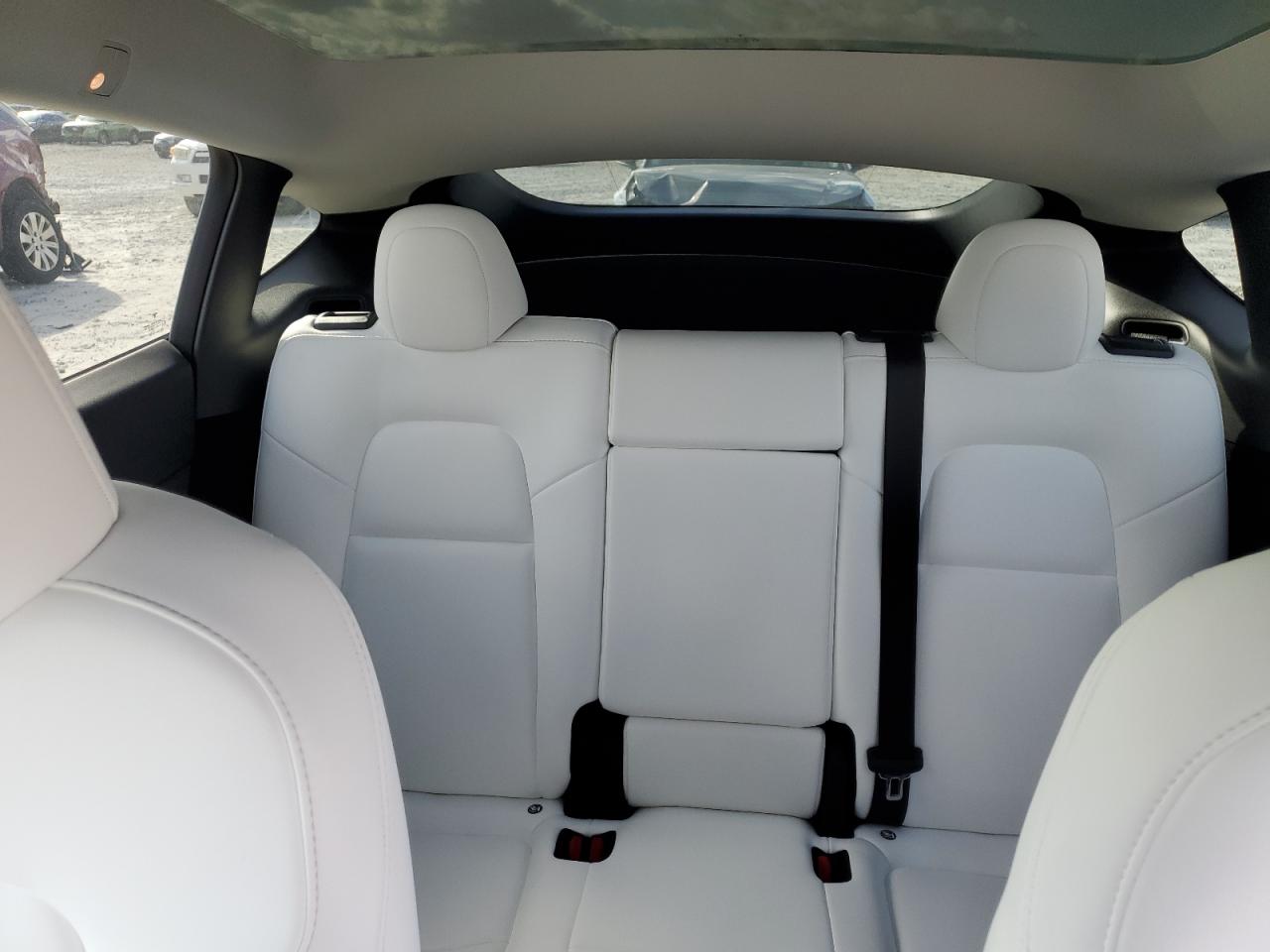 2023 TESLA MODEL Y  VIN:7SAYGDEF2PF864100
