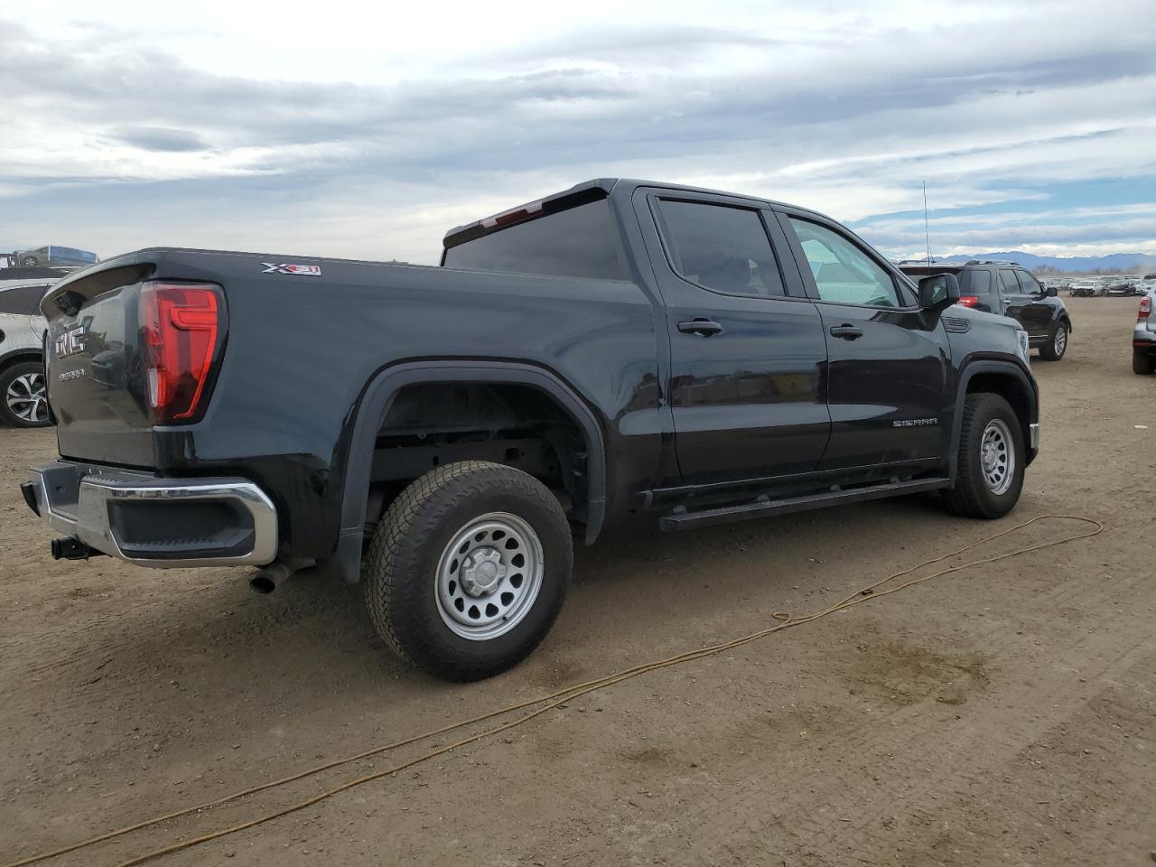 2024 GMC SIERRA K1500 VIN:1GTUUAED9RZ393075