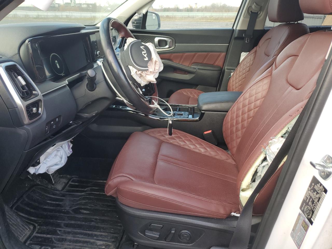 2022 KIA SORENTO SX VIN:5XYRKDLF8NG107419
