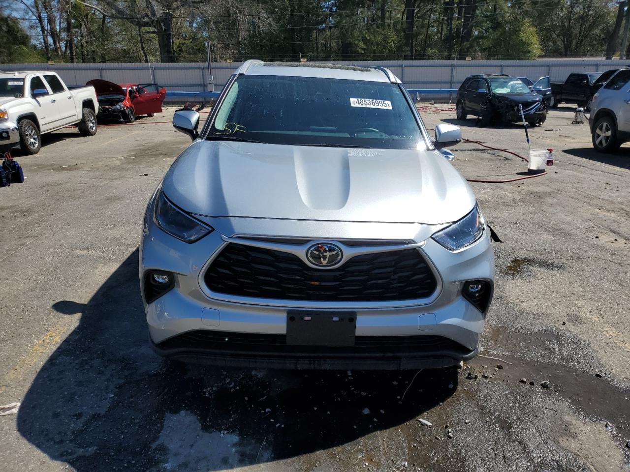 2022 TOYOTA HIGHLANDER XLE VIN:5TDGZRAH3NS131604
