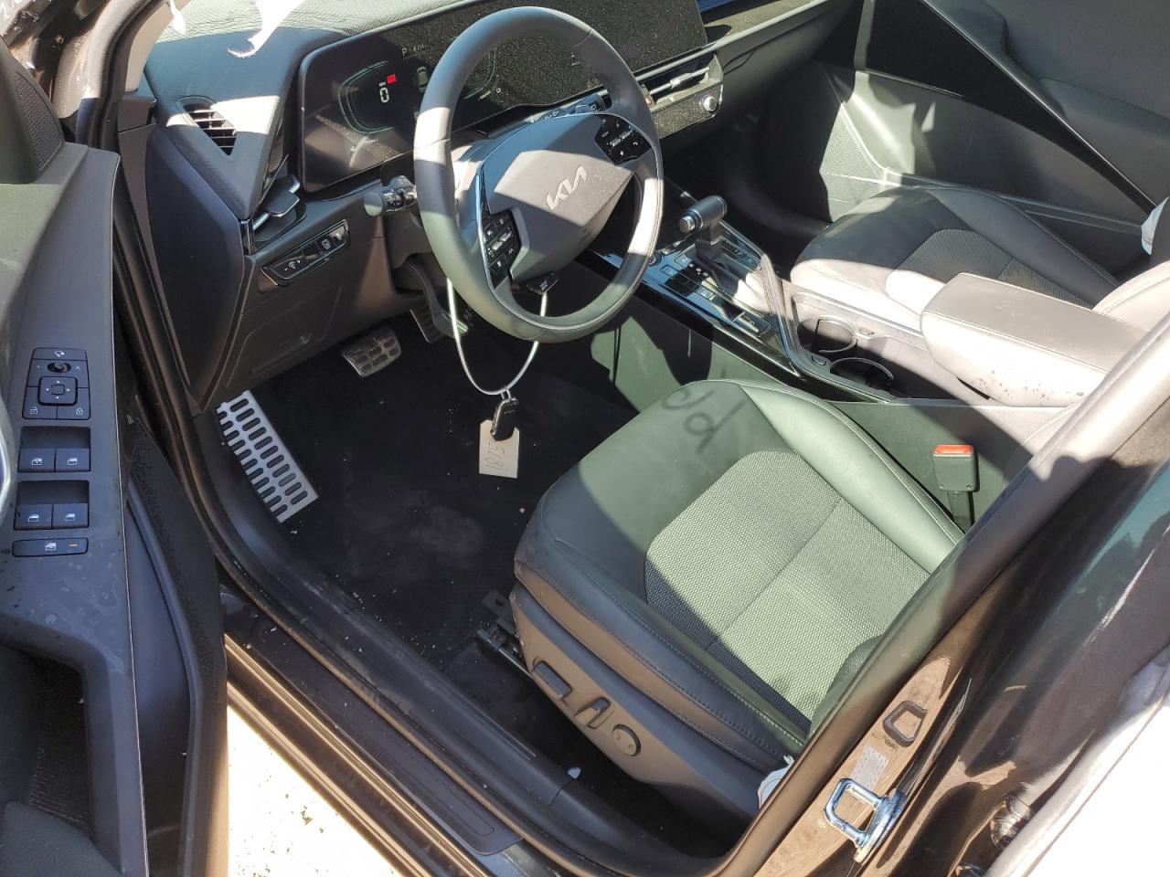 2023 KIA NIRO EX VIN:KNDCR3LE0P5098052