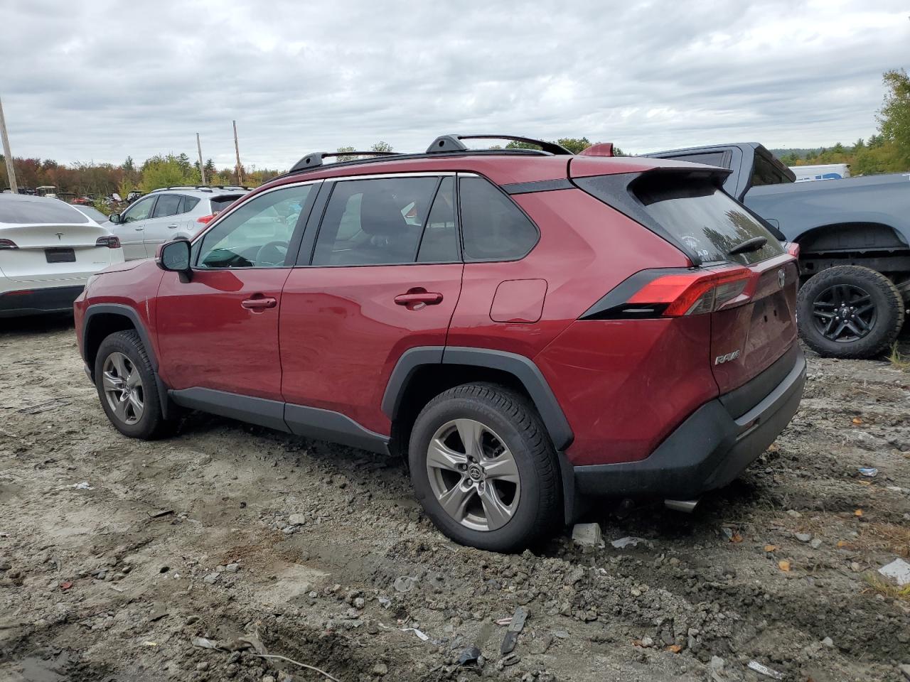 2022 TOYOTA RAV4 XLE VIN:2T3P1RFV2NW290585