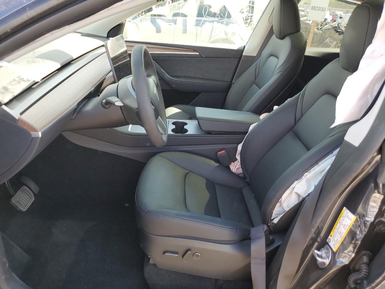 2024 TESLA MODEL Y  VIN:7SAYGDED4RF200527
