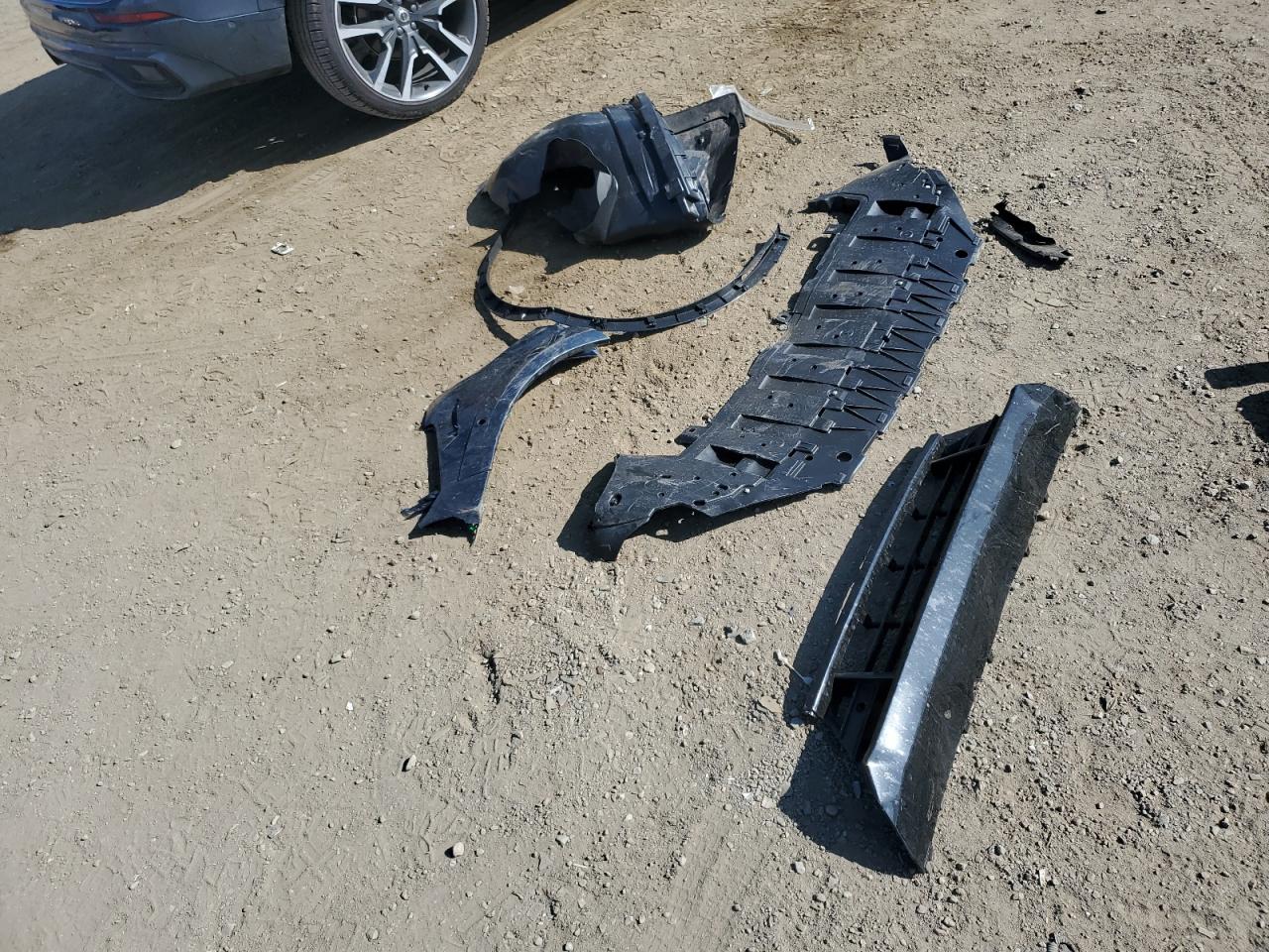 2024 VOLVO XC60 ULTIMATE VIN:YV4L12RM7R1938769