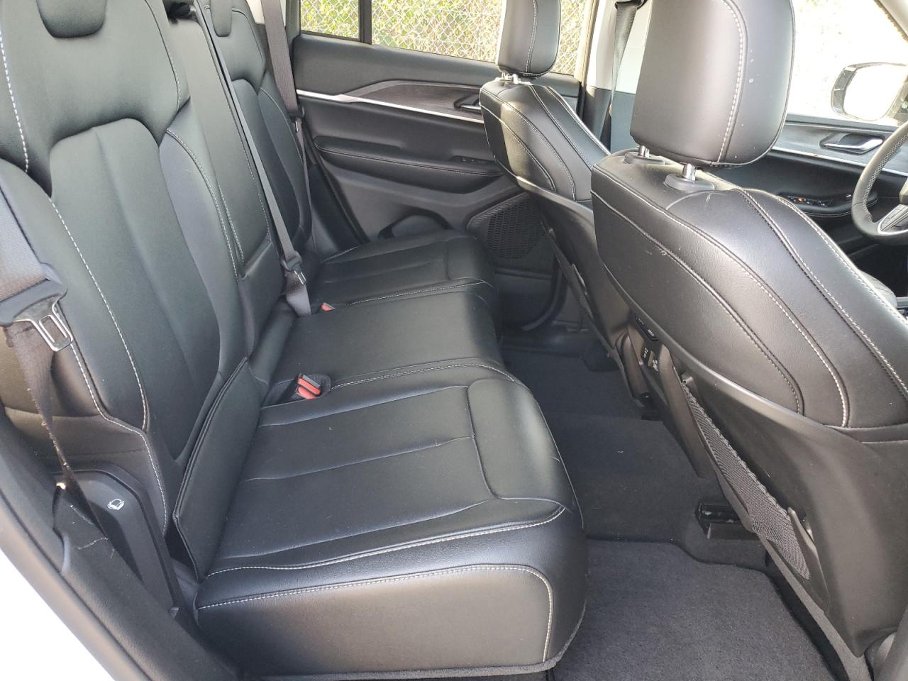2023 JEEP GRAND CHEROKEE LIMITED VIN:1C4RJHBGXPC522804