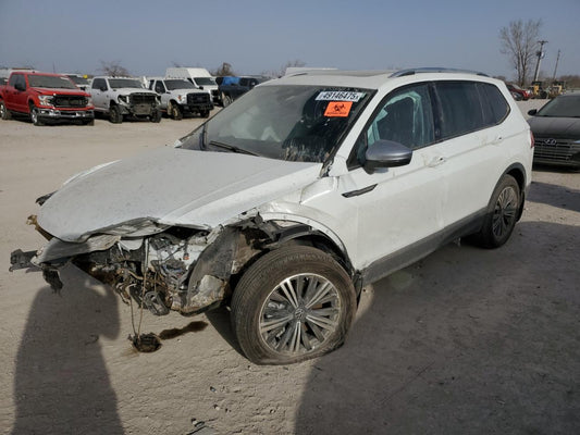 2024 VOLKSWAGEN TIGUAN WOLFSBURG VIN:3VVAB7AX9RM220316