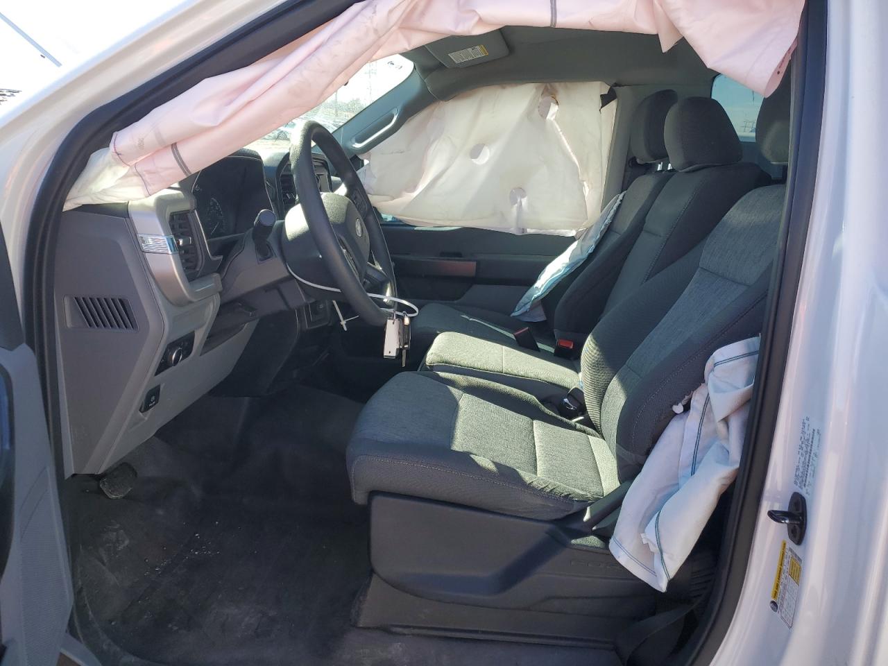 2023 FORD F150  VIN:1FTMF1CB6PKE57932
