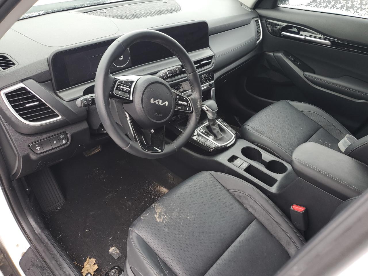 2024 KIA SELTOS EX VIN:KNDERCAA9R7642015