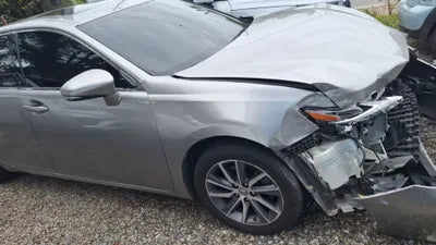 2018 Lexus ES 300 VIN: