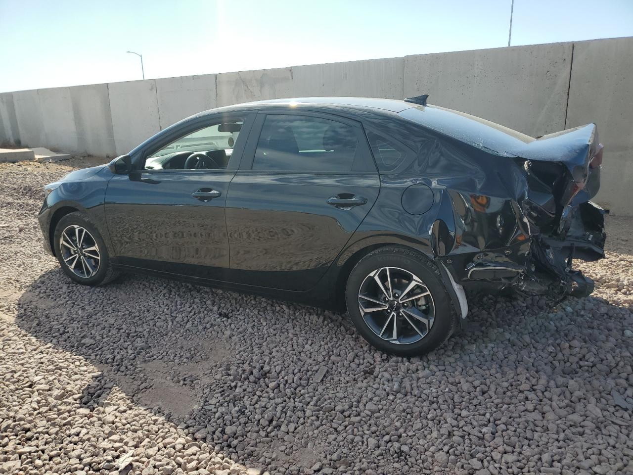 2022 KIA FORTE FE VIN:3KPF24AD7NE503441