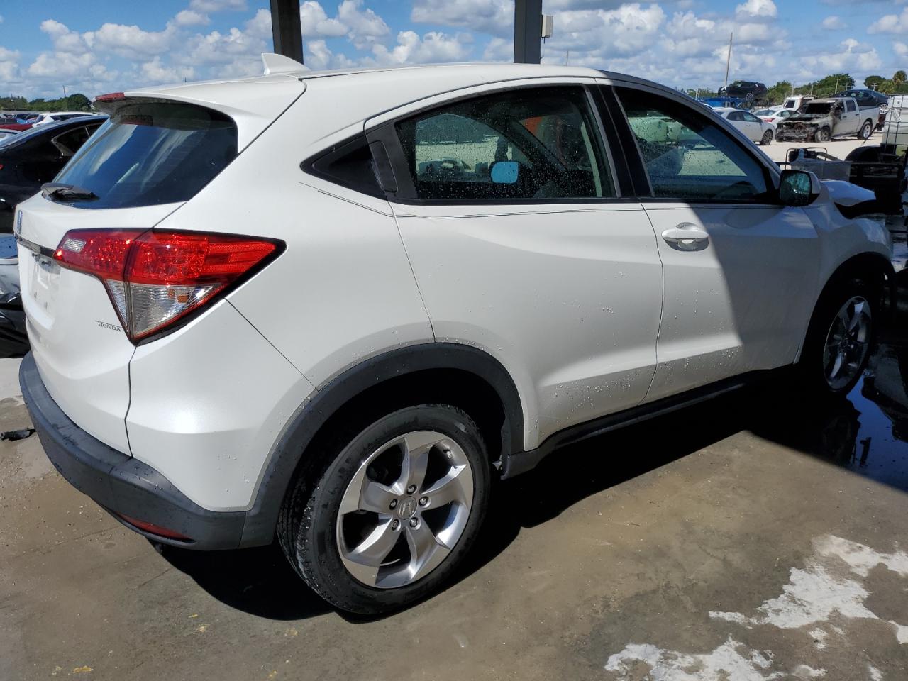 2022 HONDA HR-V LX VIN:3CZRU5H38NM708048