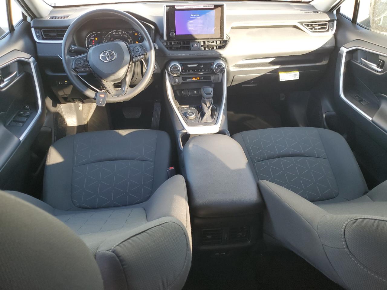 2024 TOYOTA RAV4 XLE VIN:4T3RWRFVXRU115372