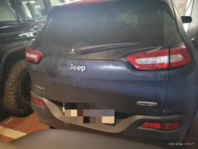 2017 Jeep Cherokee VIN: