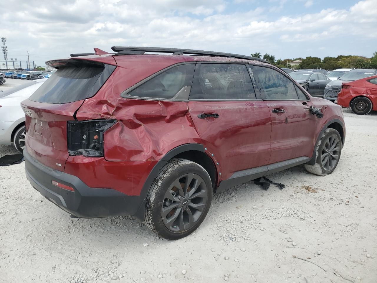 2023 KIA SORENTO EX VIN:5XYRHDLF5PG237255