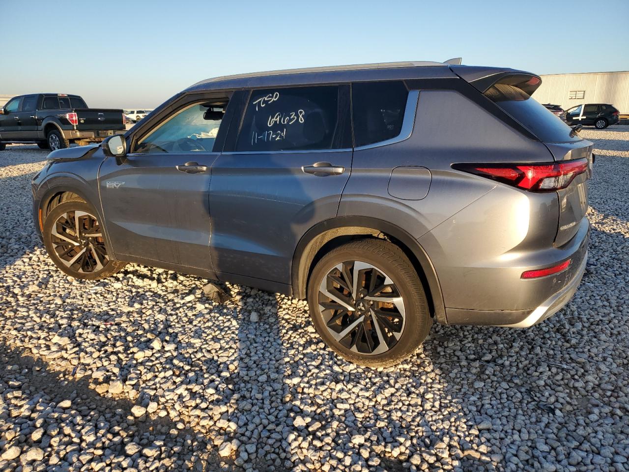 2023 MITSUBISHI OUTLANDER SEL VIN:JA4T5VA92PZ038273