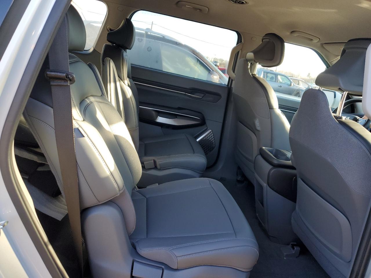 2024 KIA EV9 LIGHT VIN:KNDAB5S19R6037382