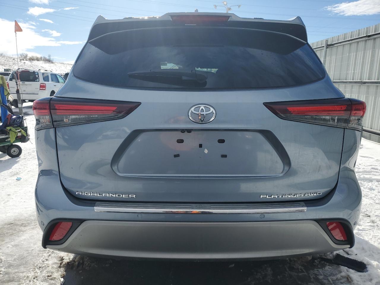 2024 TOYOTA HIGHLANDER LE VIN:5TDKDRBH9RS535536