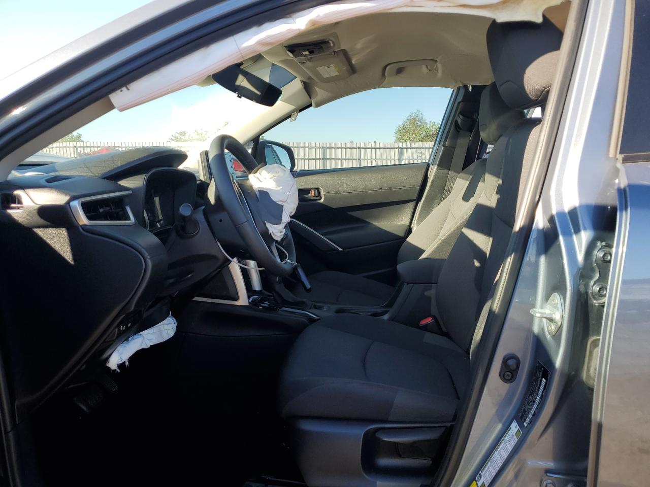 2022 TOYOTA COROLLA CROSS LE VIN:7MUCAAAG2NV019249