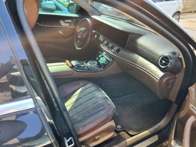 2016 Mercedes-Benz E 300 WDDZF4JB1HA130734 VIN:WDDZF4JB1HA130734