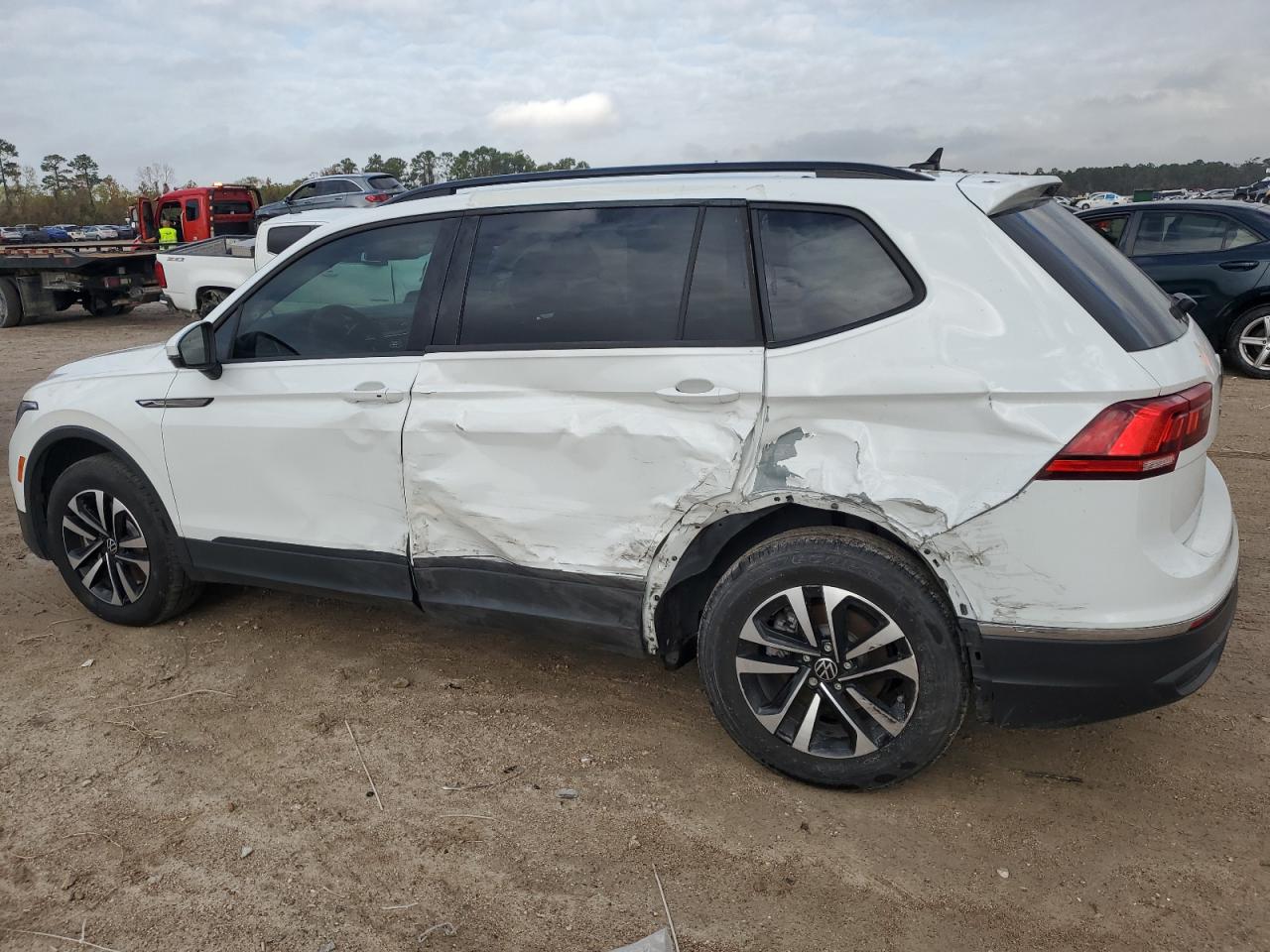 2022 VOLKSWAGEN TIGUAN S VIN:3VV1B7AX6NM088271