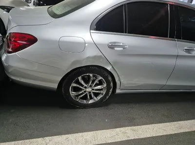 2015 Mercedes-Benz C 200 VIN: