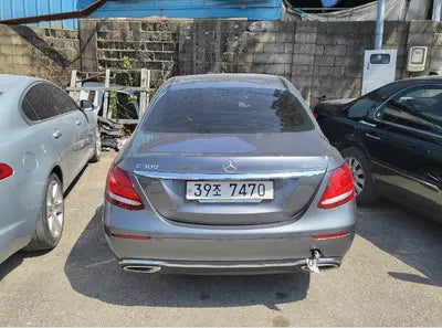 2018 Mercedes-Benz E 300 283KMWDDZF4KB5JA3 VIN:283KMWDDZF4KB5JA3