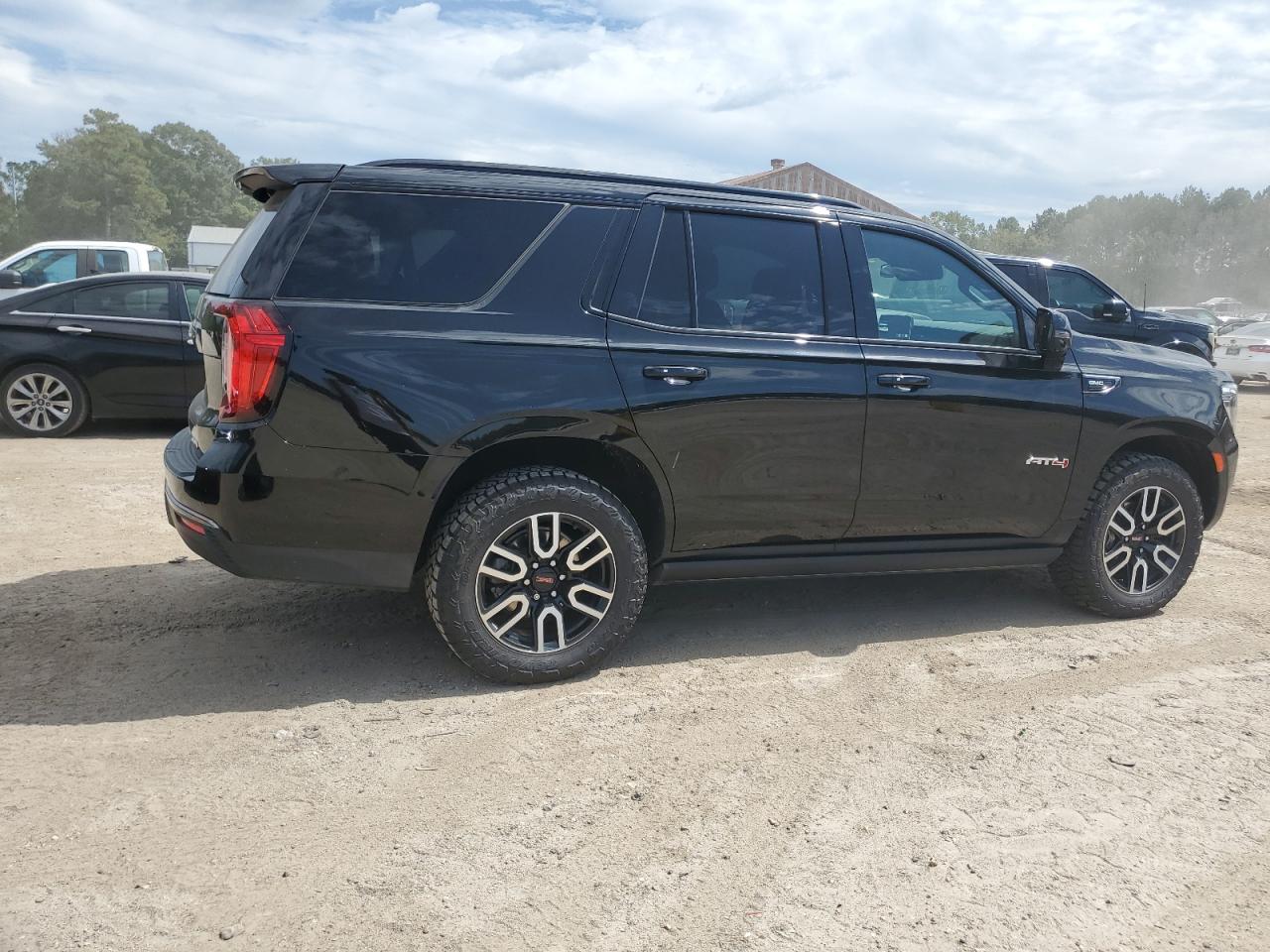 2023 GMC YUKON AT4 VIN:1GKS2CKD7PR173027