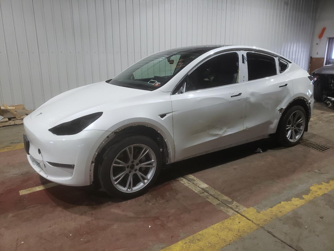 2023 TESLA MODEL Y  VIN:7SAYGDEE5PF685962