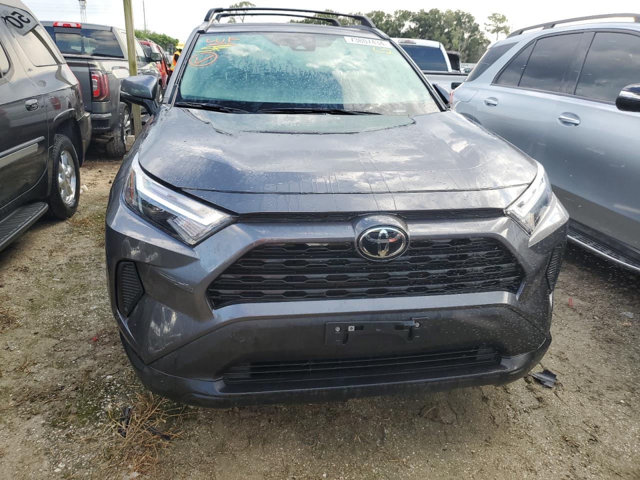 2024 TOYOTA RAV4 XLE VIN:2T3P1RFVXRC472705