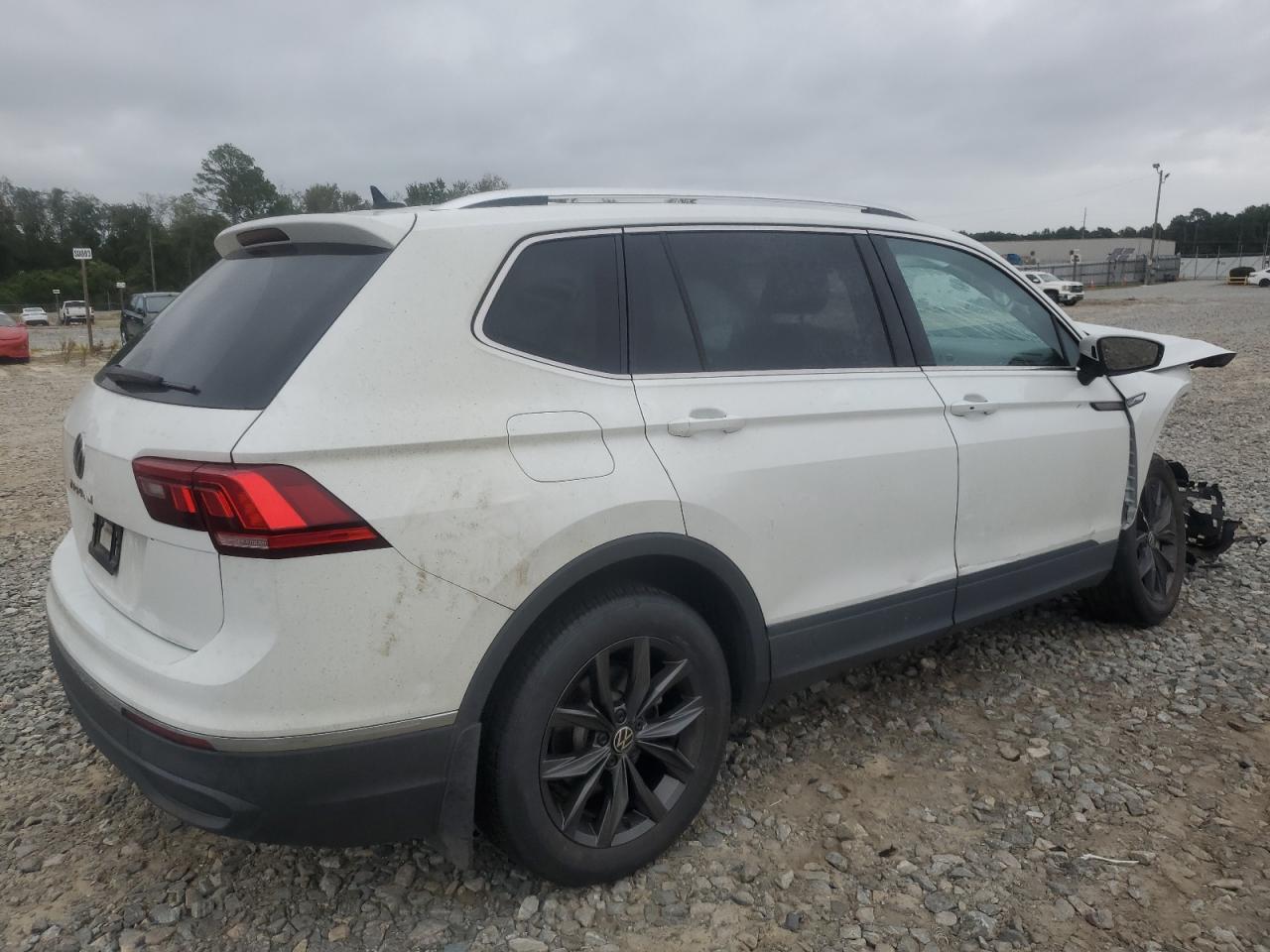 2022 VOLKSWAGEN TIGUAN SE VIN:3VV3B7AX8NM035774