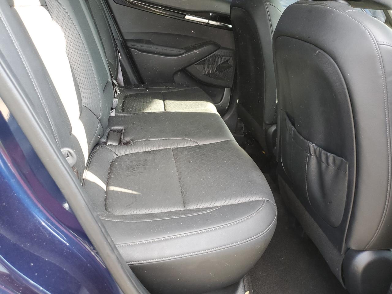 2022 KIA SELTOS SX VIN:KNDETCA27N7240286