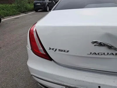 2019 Jaguar XJ SAJAA22P7KNW19581 VIN:SAJAA22P7KNW19581