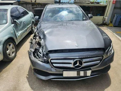 2016 Mercedes-Benz E 200 VIN: