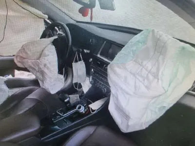 2017 Kia K5 KNAGU411BJA195745 VIN:KNAGU411BJA195745