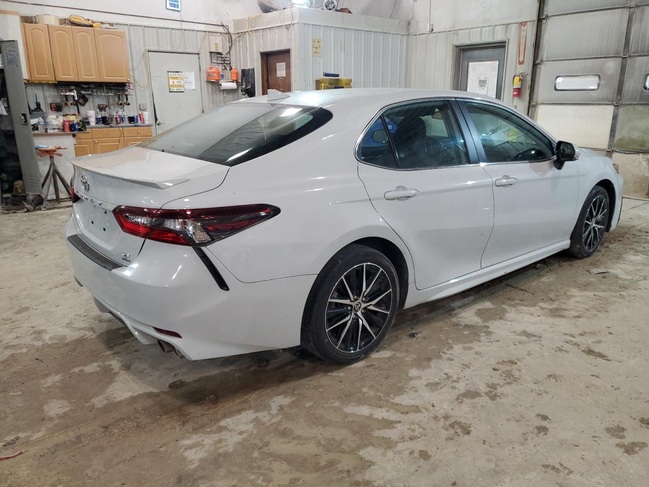 2022 TOYOTA CAMRY SE VIN:4T1G11BK1NU049266