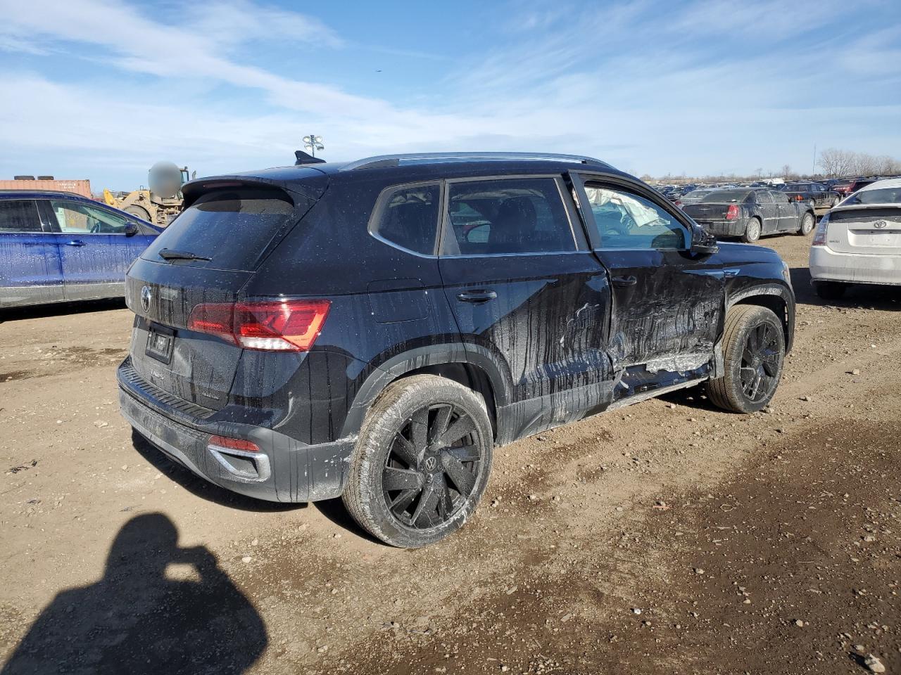 2024 VOLKSWAGEN TAOS SE VIN:3VVVX7B2XRM050831
