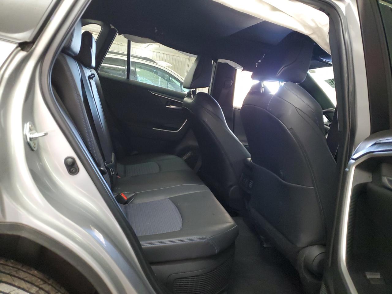 2023 TOYOTA RAV4 XSE VIN:2T3E6RFV1PW043229