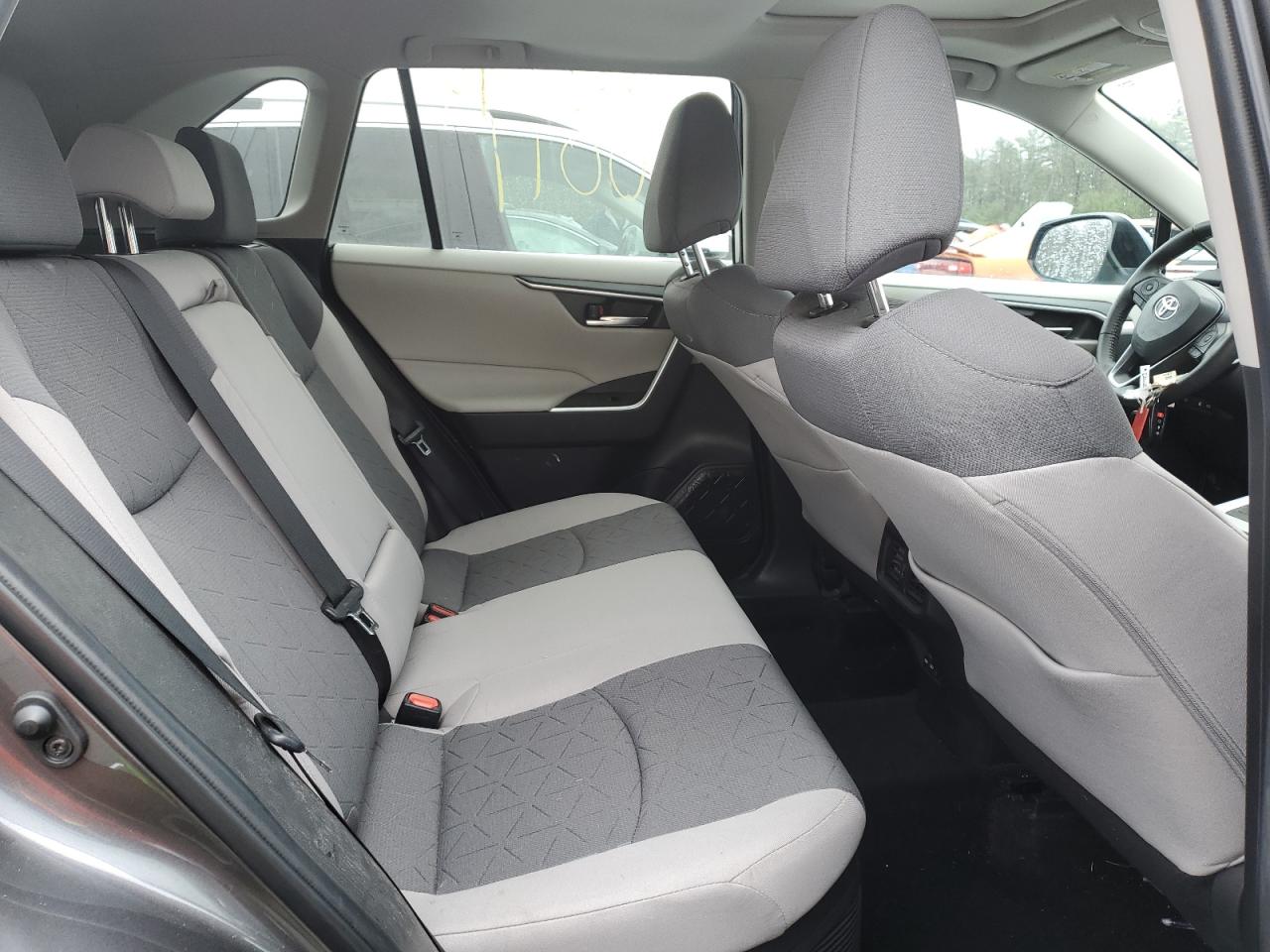 2022 TOYOTA RAV4 XLE VIN:4T3RWRFV6NU060011