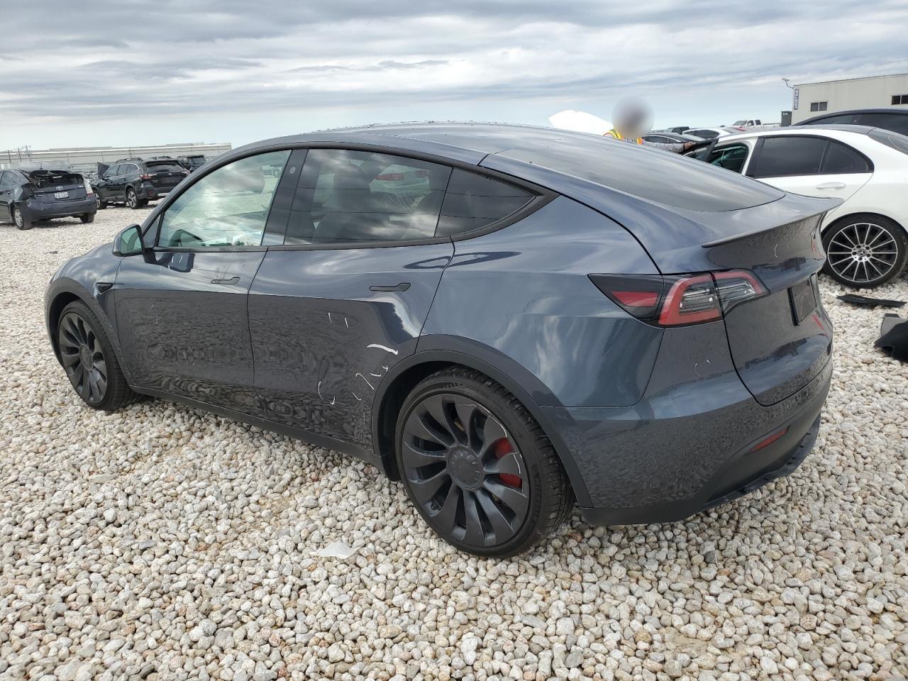 2022 TESLA MODEL Y  VIN:7SAYGDEF5NF565567