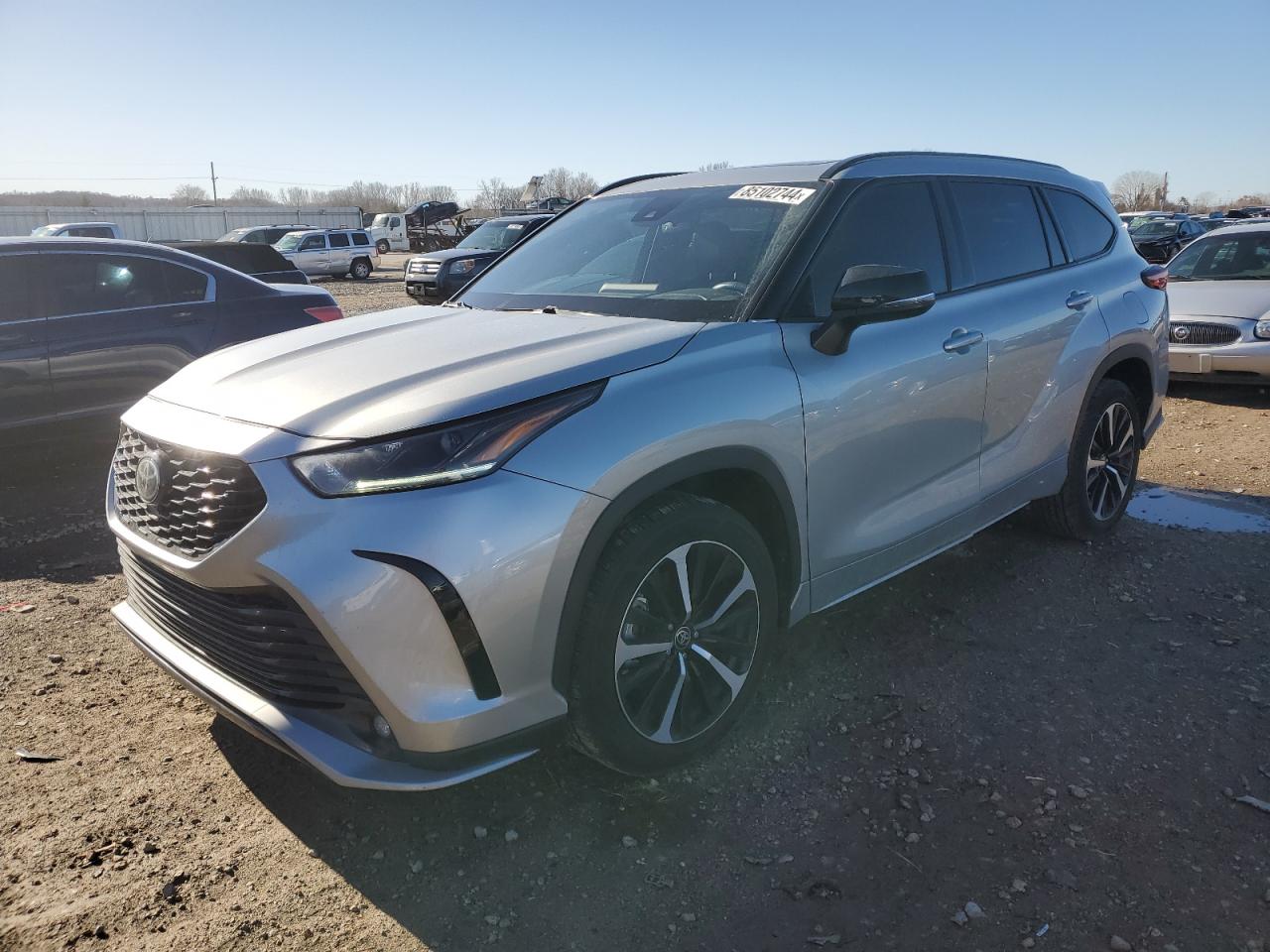 2022 TOYOTA HIGHLANDER XSE VIN:5TDJZRBH3NS188843
