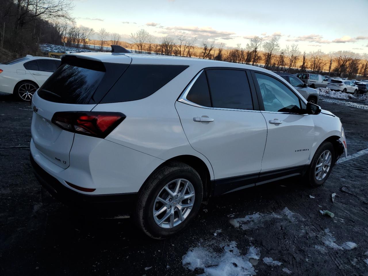 2024 CHEVROLET EQUINOX LT VIN:3GNAXUEG5RS118734