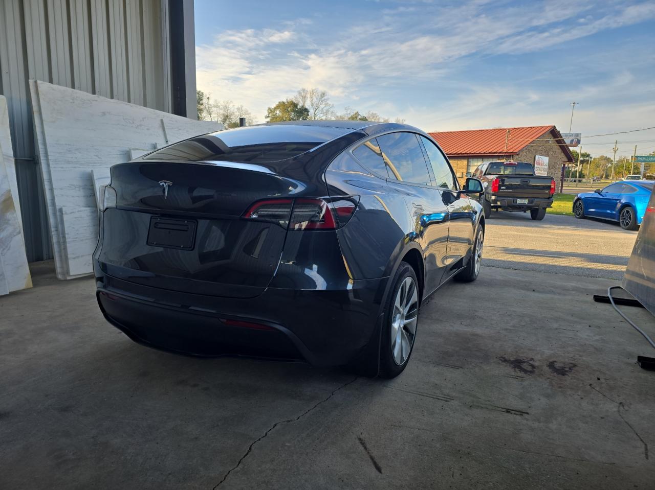 2024 TESLA MODEL Y  VIN:7SAYGDED8RF022766