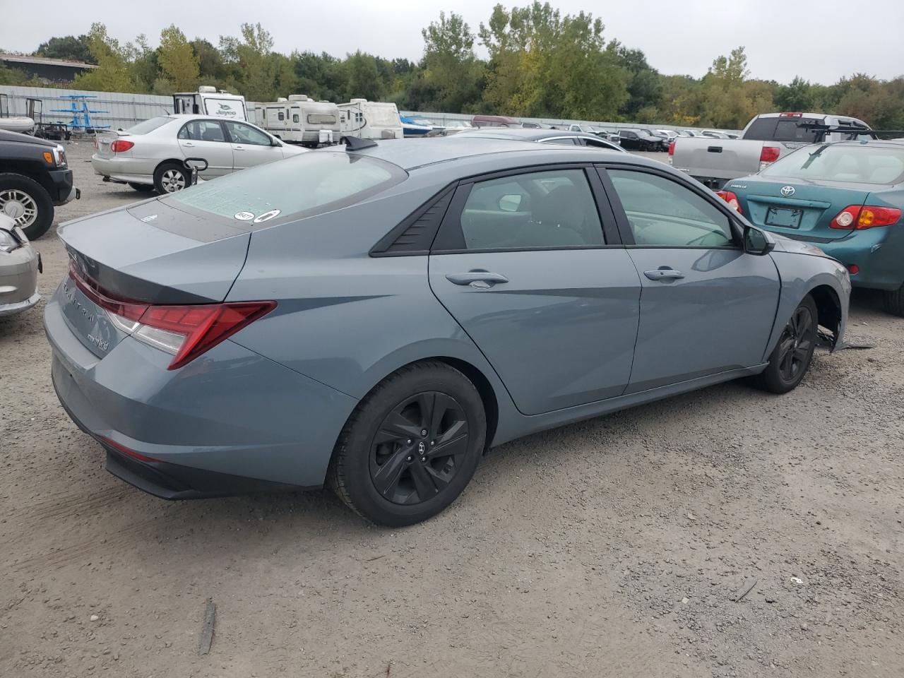 2022 HYUNDAI ELANTRA BLUE VIN:KMHLM4AJ0NU013326