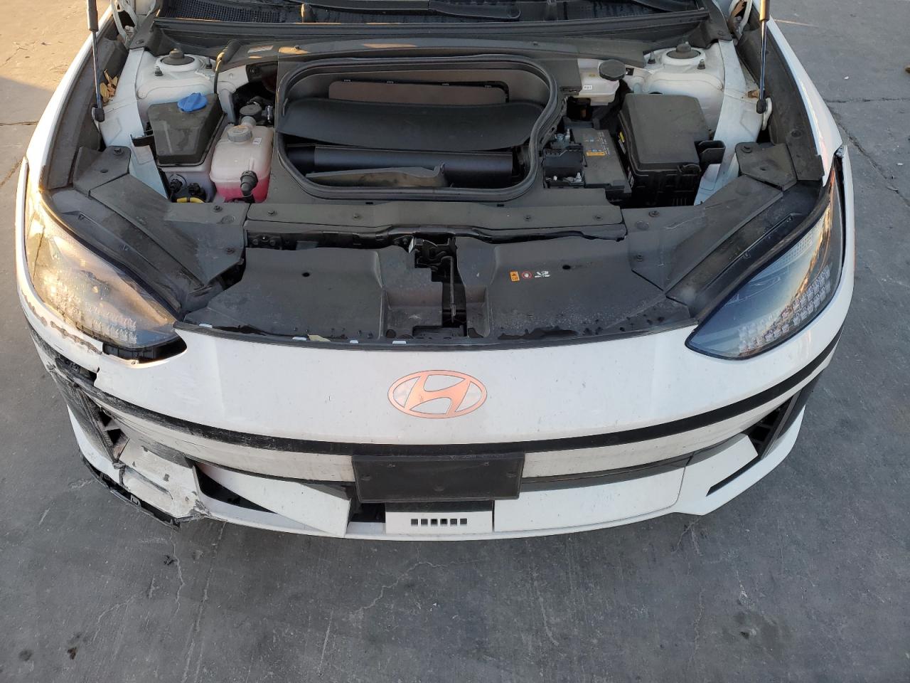 2023 HYUNDAI IONIQ 6 SEL VIN:KMHM34AC1PA028933