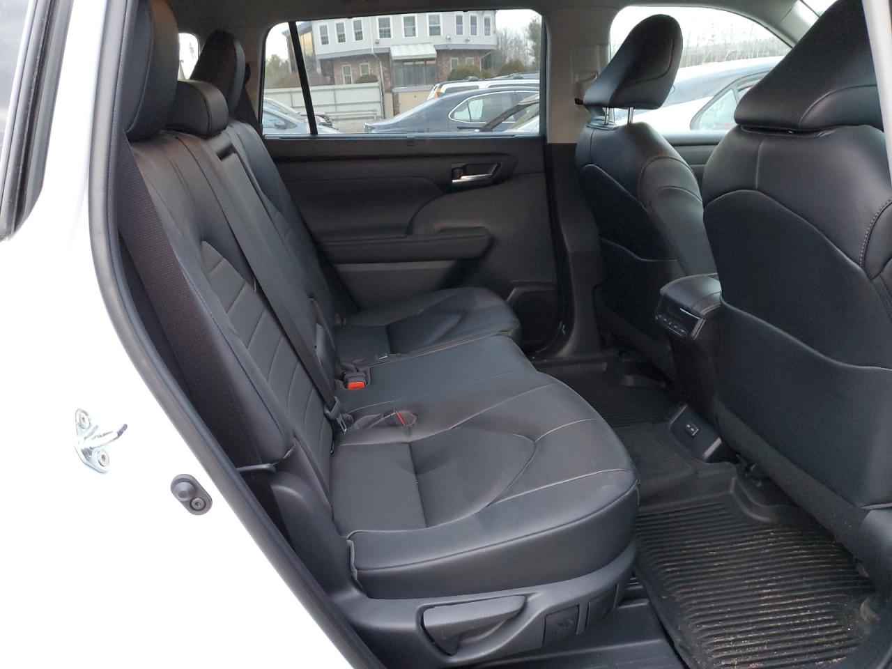 2023 TOYOTA HIGHLANDER L VIN:5TDKDRBH8PS522581