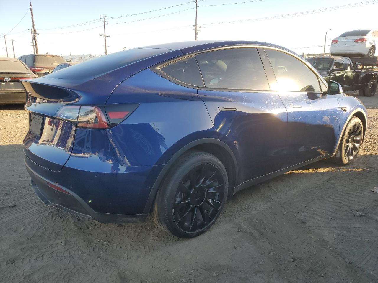 2022 TESLA MODEL Y  VIN:7SAYGDEE8NA003845