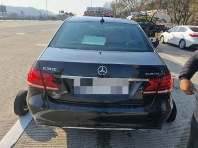 2015 Mercedes-Benz E 220 VIN: