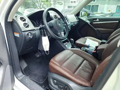 2016 Volkswagen Tiguan VIN: