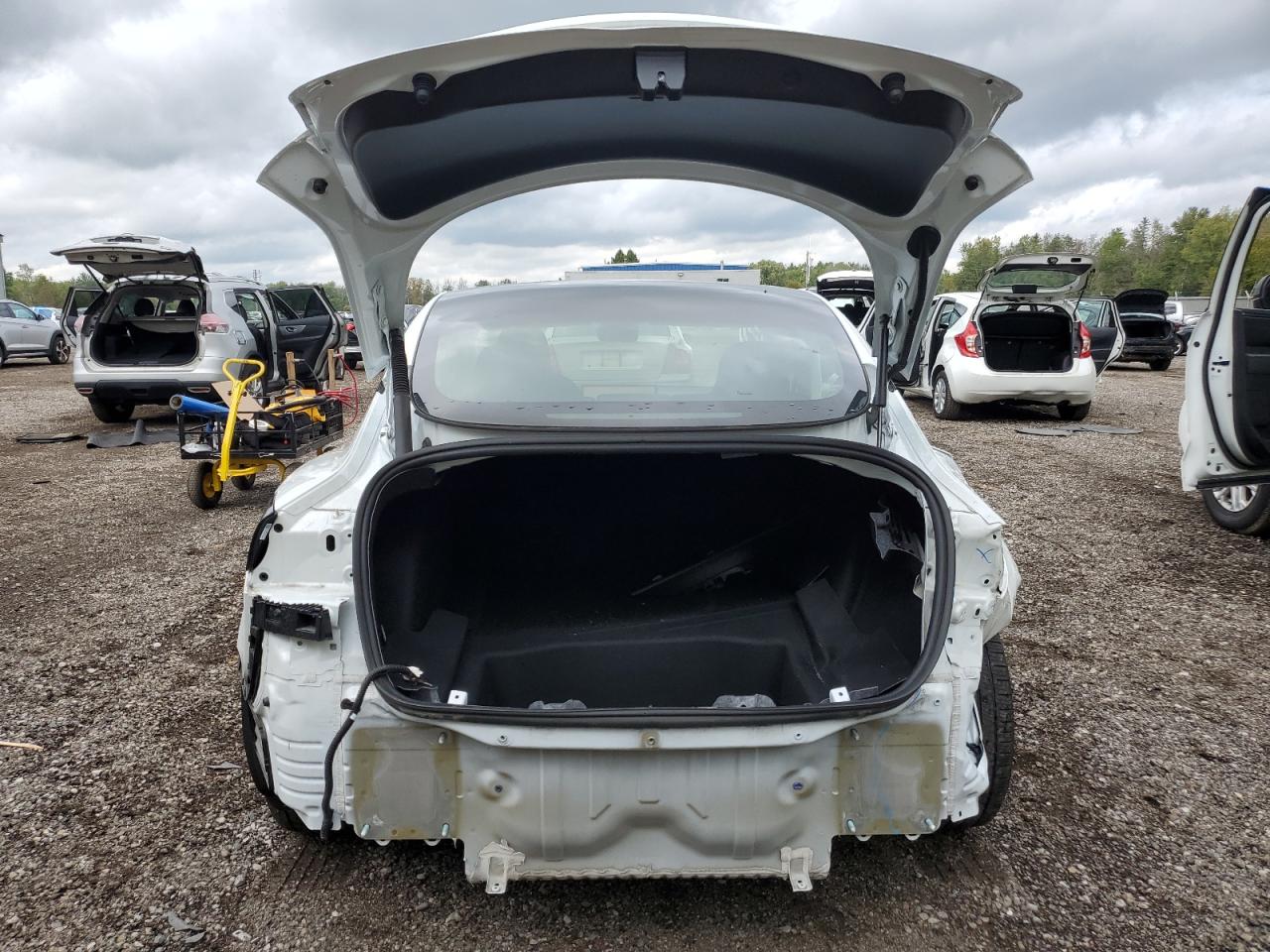 2023 TESLA MODEL 3  VIN:5YJ3E1EA4PF482554